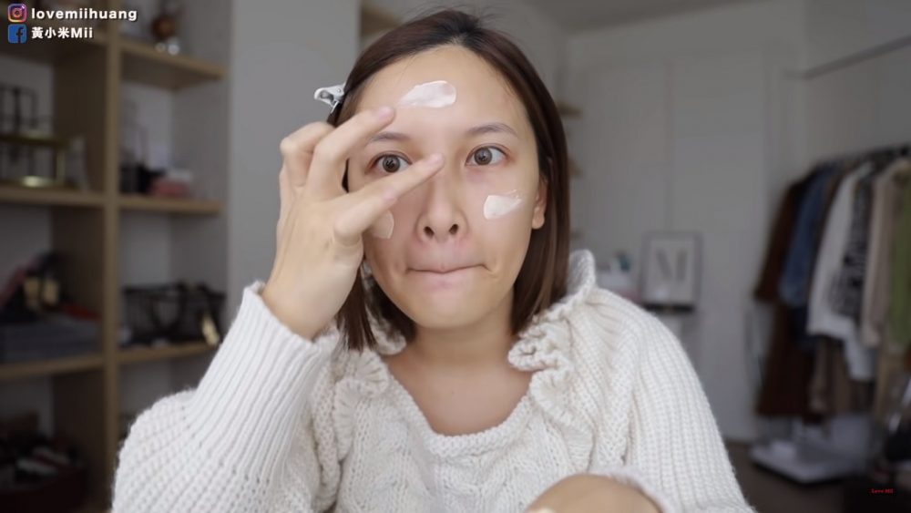 口罩闷着妆都融了？！YouTuber黄小米Mii教你“不沾到口罩”的口罩妆容！