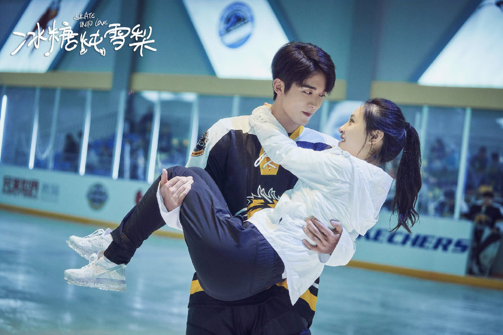 从校服走到婚纱！精选19部「青春校园甜宠剧」，《我只喜欢你》、《二进制恋爱》完美诠释“甜美爱情”该有的模样！